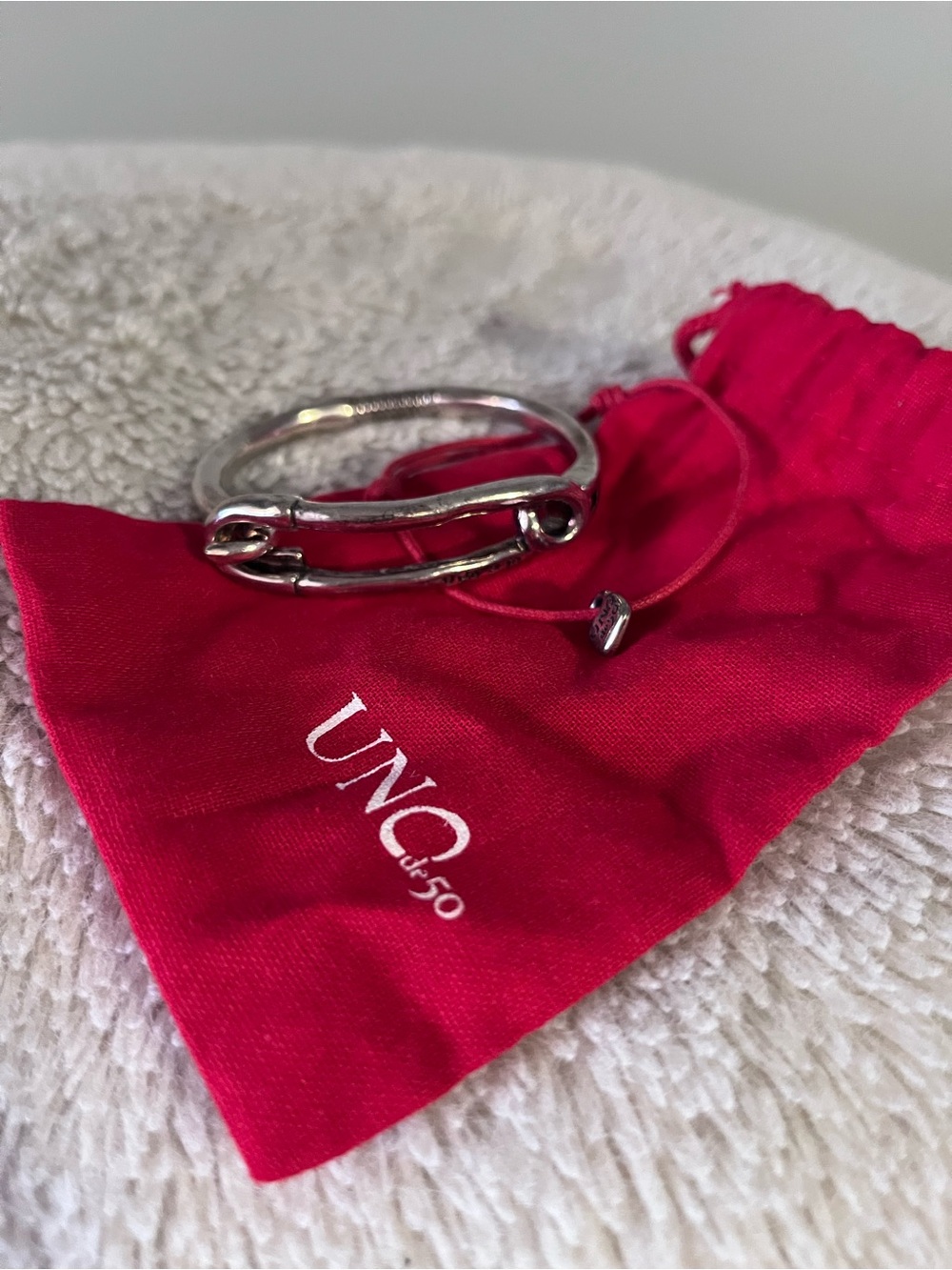 Uno de 50 sterling safety pin bracelet
